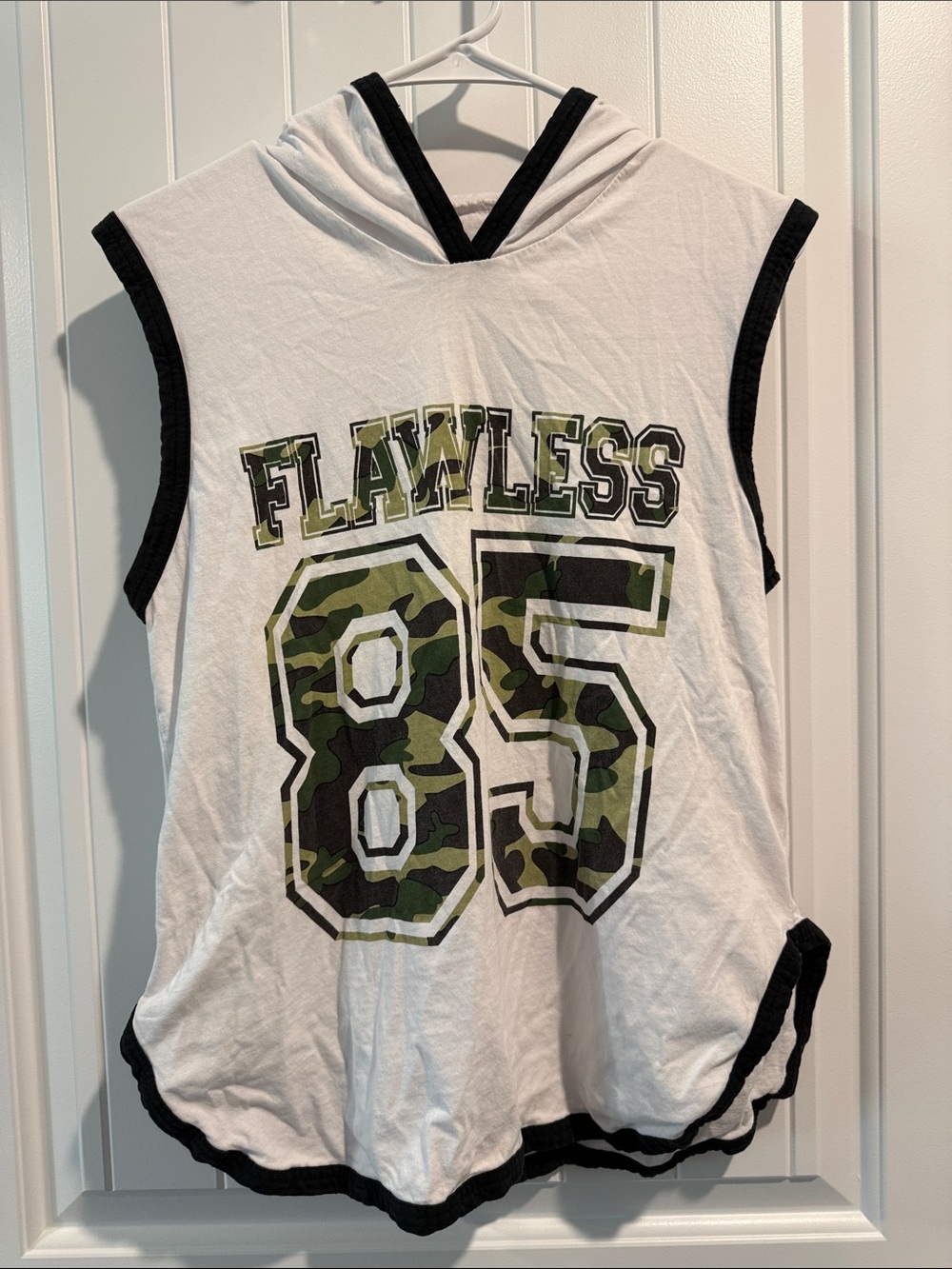 On Fire White Sleeveless Hoodie with Camo '85' Graphic